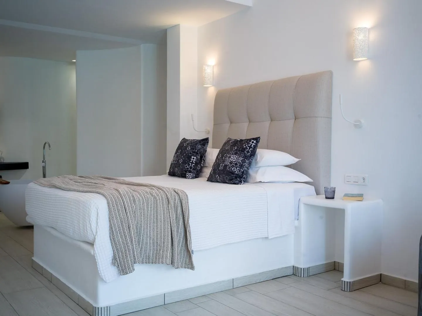 Arte & Mare Elia Luxury Suites And Villas 5*, Elia (Mykonos)